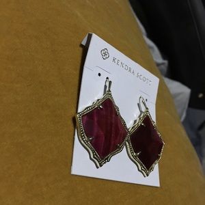 Kendra Scott Jewelry - Kendra Scott Elisa Drop Earrings Kendra Scott Jewelry - Kendra Scott Elisa Drop Earrings
